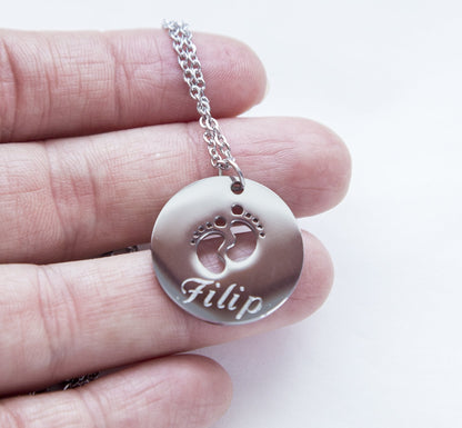 Baby Feet New Mom Necklace Personalized Gift, Mom to Be Baby Name